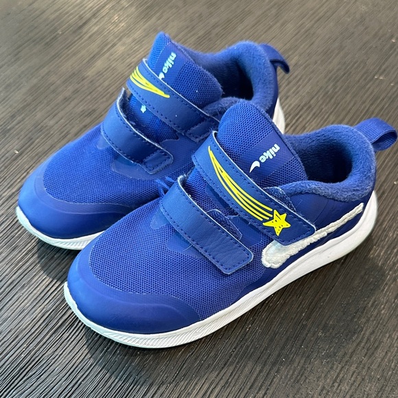 Nike Other - Nike Kids Royal Blue Sneakers with Yellow Accents